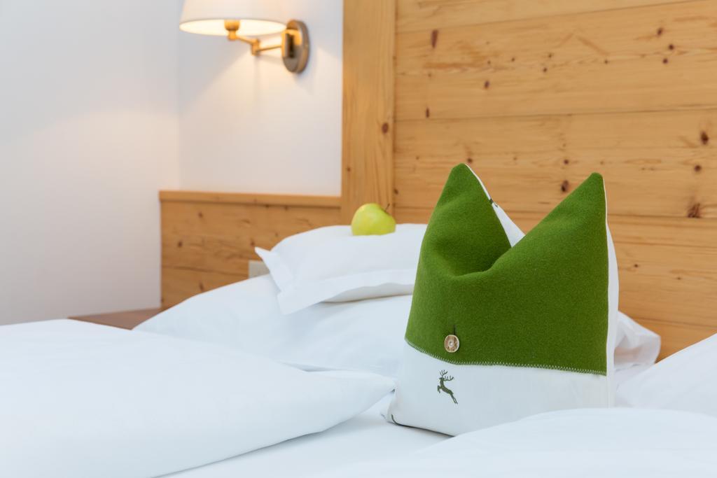 Hotel Falken Фалцес Екстериор снимка